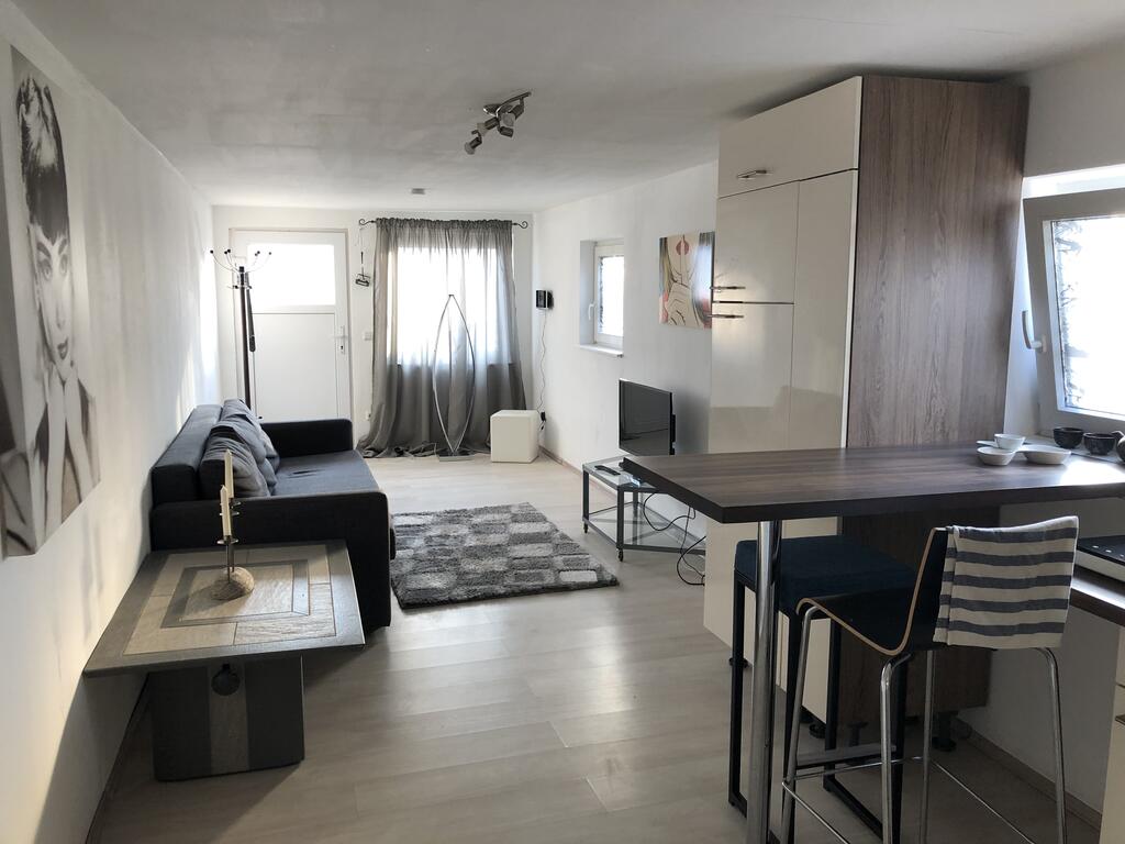 Monteurwohnung - Kronau Walldorf Bretten Kraichtal - Meeting-Room