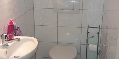 Monteurwohnung - PLZ 69469 (Deutschland) - Gästetoilette - Ferienwohnung Casa Rossa