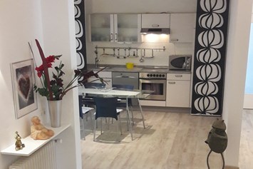 Monteurzimmer: Voll ausgestattete Küche - Ferienwohnung Casa Rossa 