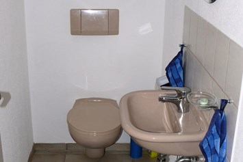 Monteurzimmer: Gemeinschafts-WC  - Bartel Zimmervermietung