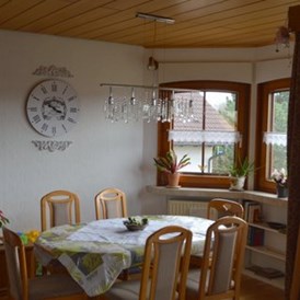 Monteurzimmer: Esszimmer - Gästehaus-Rottal