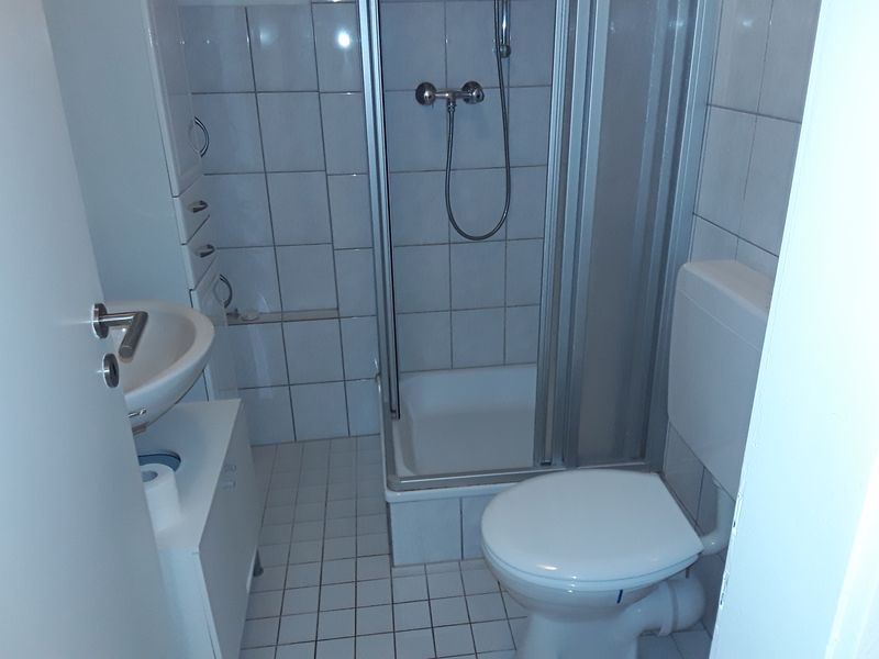 Monteurzimmer: Knotenpunkt Wuppertal