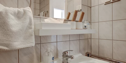 Monteurwohnung - PLZ 69469 (Deutschland) - Bad mit Dusche - Marooms