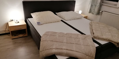 Monteurwohnung - Langelsheim - Schlafzimmer mit Boxspringbett - Altenau