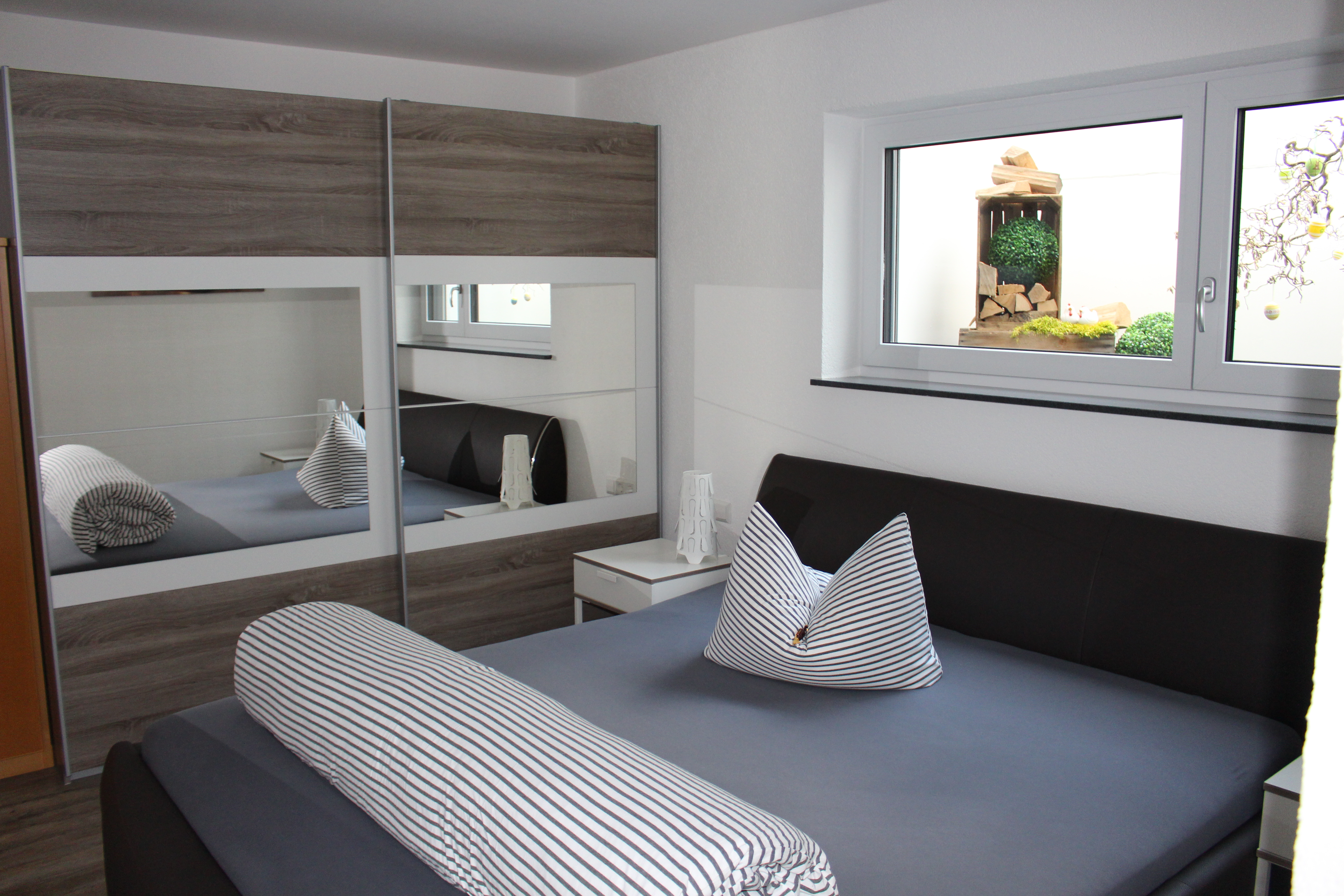 Monteurwohnung - PLZ 72535 (Deutschland) - Schlafzimmer - Ferienwohnung Am Weissgerber