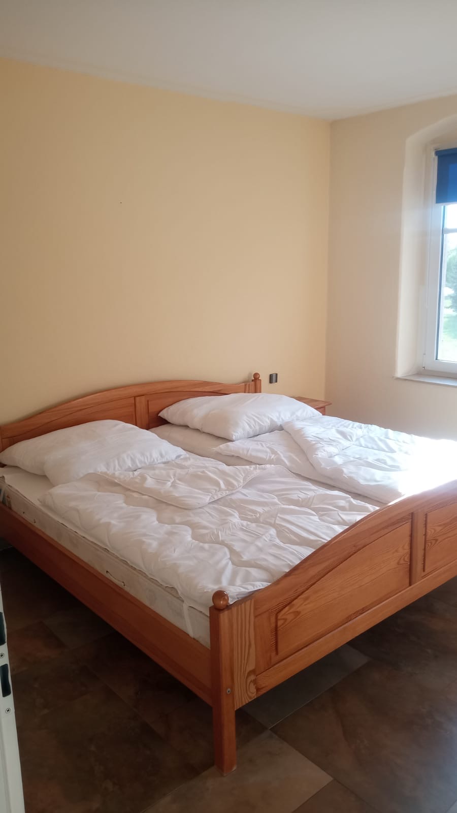 Monteurwohnung - TV - Oberlausitz - 1 Doppelzimmer ,5 Einzelzimmer - zur alten Schule