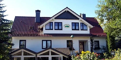 Monteurwohnung - Wernigerode - Hausansicht Straßenseite - Gästehaus Bruns im Harz