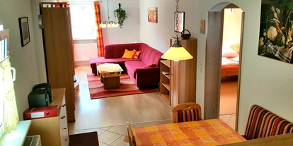 Monteurwohnung - PLZ 79312 (Deutschland) - Ferienwohnung OG 
Wohn / Eßbereich  - Ferienwohnungen Haus Kindler
