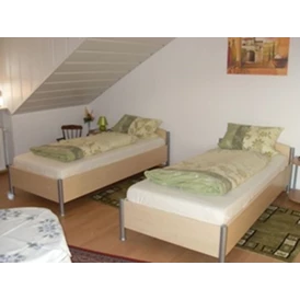 Monteurzimmer: Schlafzimmer der Monteurwohnung - Ferienwohnungen - Hildegard Graef