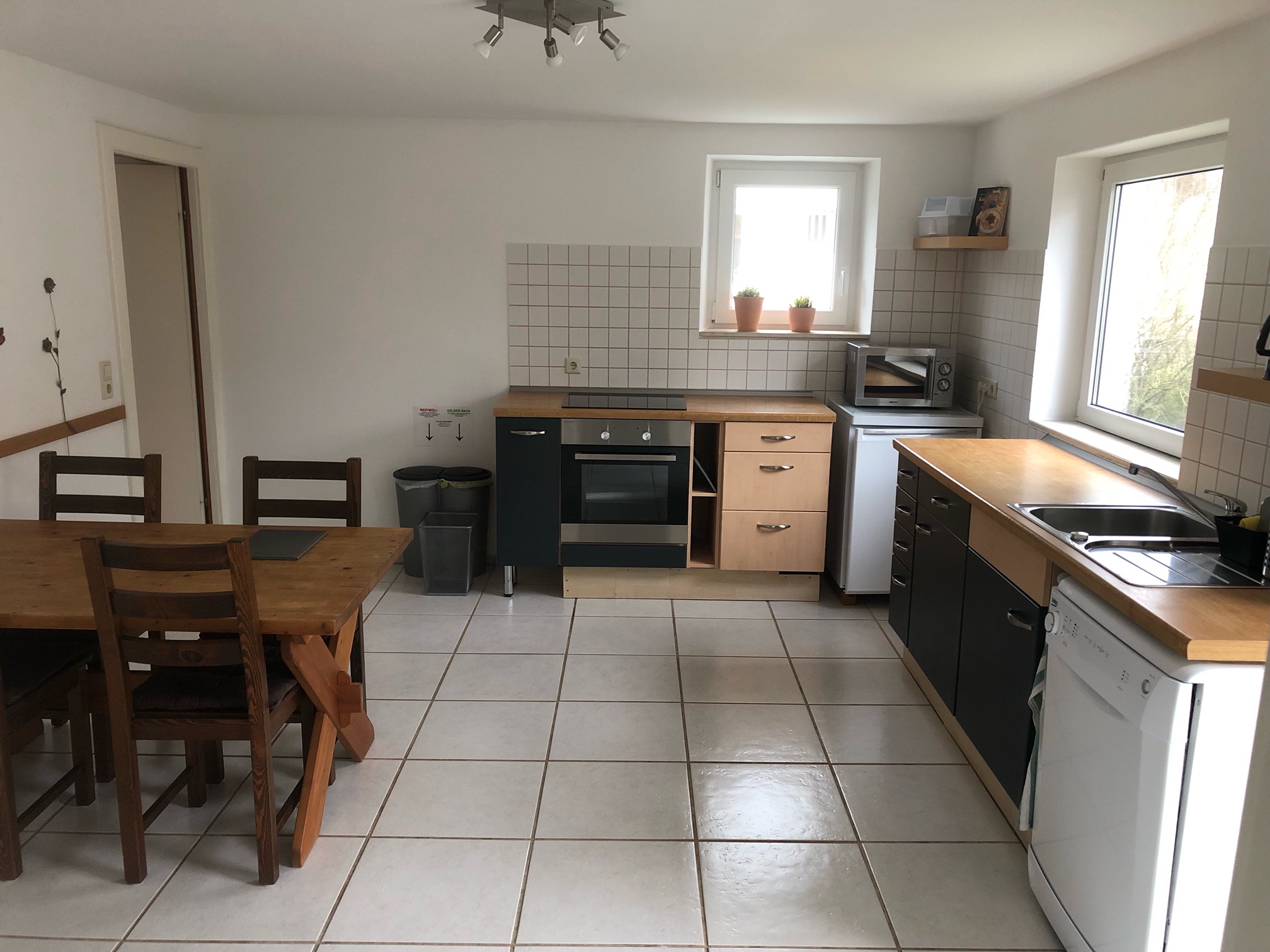 Monteurwohnung - Küche: eigene Küche - Schwäbische Alb - Ferienwohnungen Monteurzimmer in Ilshofen