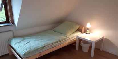 Monteurwohnung - Parkplatz: kostenlose Parkplätze in der Straße - Bremen-Umland - Schlafmöglichkeit/Schlafzimmer - Diverse Monteurwohnungen in Bremen