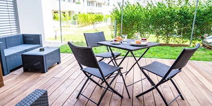 Monteurwohnung - PLZ 2482 (Österreich) - Terrase -  ( Raucherzone ) - Senator-Flats Paulus