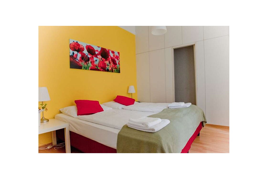 Monteurzimmer: Einzelbetten oder Doppelbetten möglich - Apartment Top 5 mit 70 m2
