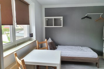 Monteurzimmer: 1 DZ 1. OG - Ferienhaus- und Zimmervermietung Petra Hähnel