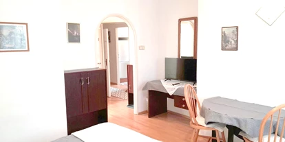 Monteurwohnung - PLZ 2482 (Österreich) - Gästehaus Breitensee: Gästezimmer - Apartments - Studios