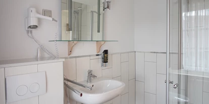 Monteurwohnung - Langelsheim - Badezimmer - Hotel Zum Löwen