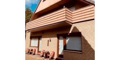 Monteurwohnung - Parkplatz: kostenlose Parkplätze in der Straße - Bremen-Umland - Hausansicht - Zimmervermietung Lewandowski