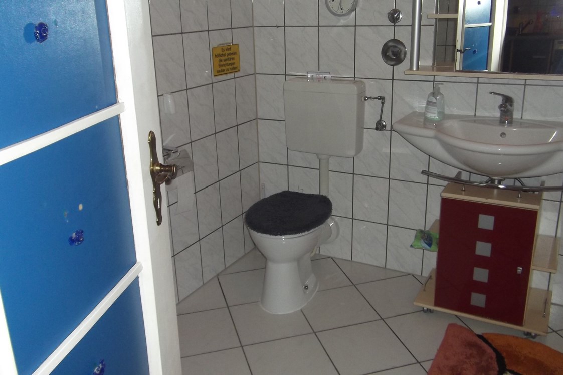 Monteurzimmer: WC - Gästehaus Müller