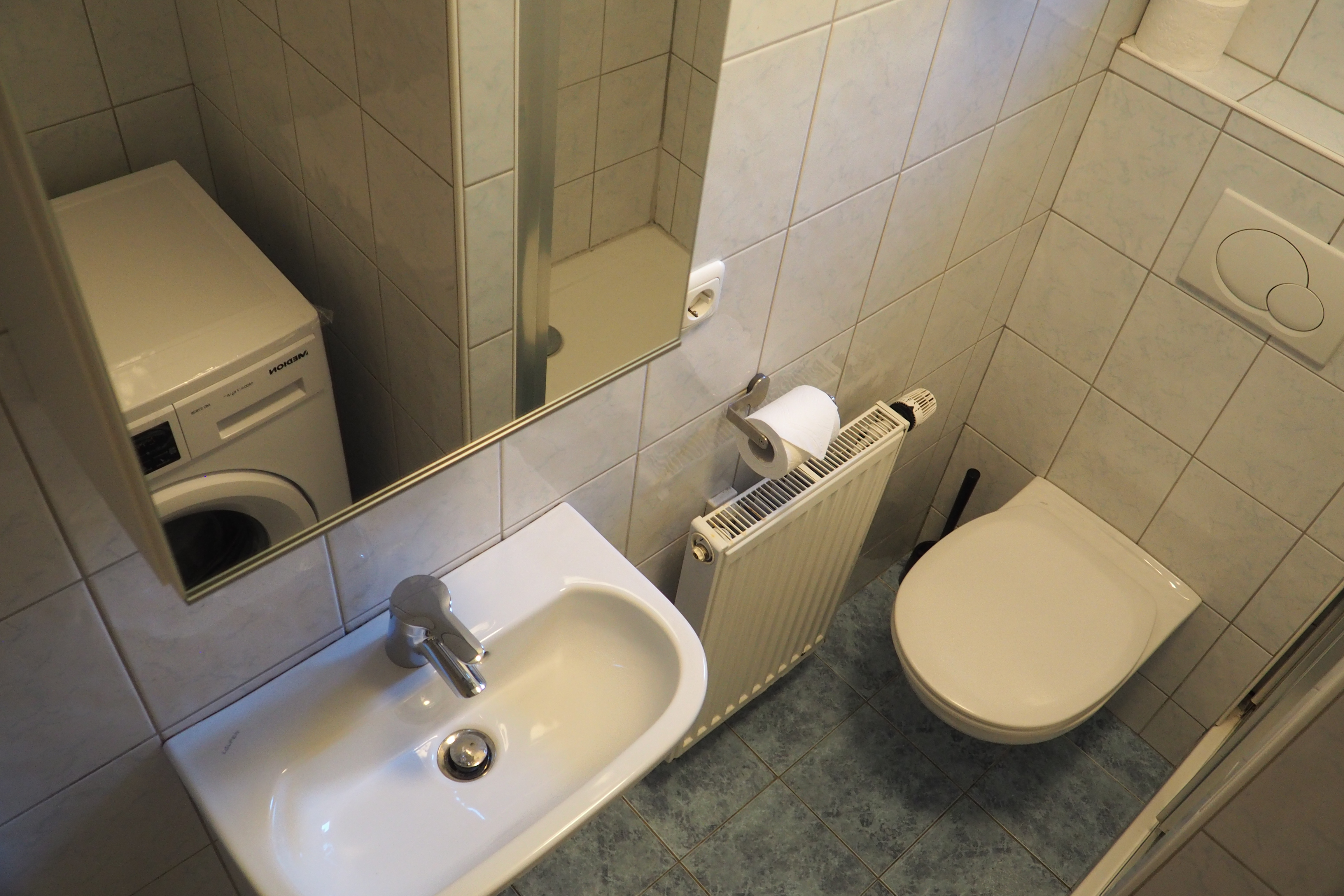 Monteurzimmer: Bad - Gemütliche Wohnung mit Parkplatz