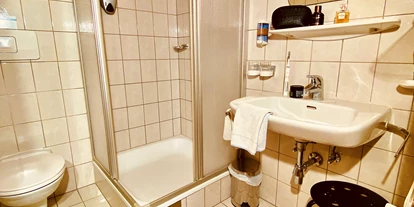 Monteurwohnung - Einzelbetten - Tirol - Schwarzer Adler Landeck Zentrum