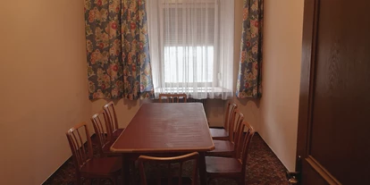 Monteurwohnung - Einzelbetten - Tirol - Schwarzer Adler Landeck Zentrum