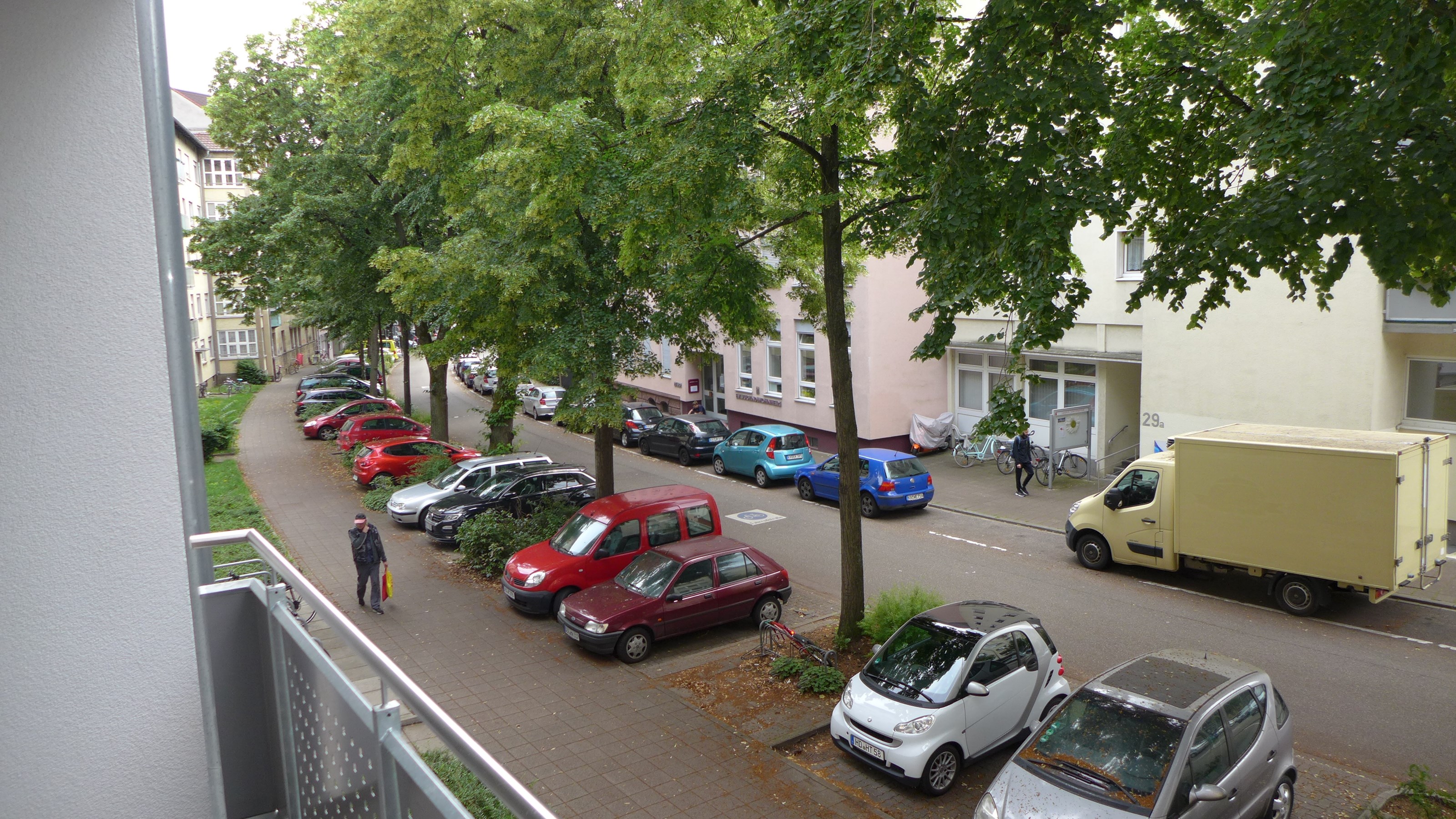 Monteurwohnung - PLZ 76149 (Deutschland) - Blick vom überdachten Balkon 1 - 150 Betten - Häuser, Wohnungen, Karlsruhe, Wörth...