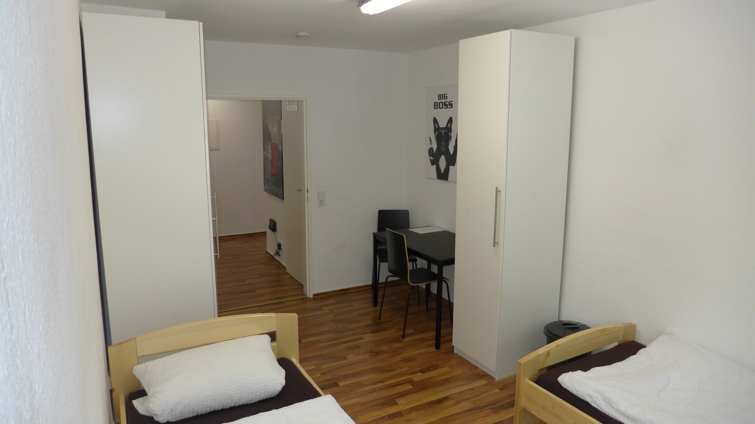 Monteurzimmer: Monteurwohnung Karlsruhe - 150 Betten - Häuser, Wohnungen, Karlsruhe, Wörth...