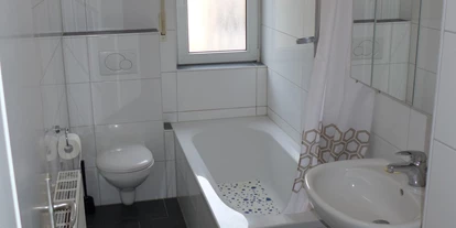 Monteurwohnung - Muggensturm Gaggenau - Badezimmer - 150 Betten - Häuser, Wohnungen, Karlsruhe, Wörth...