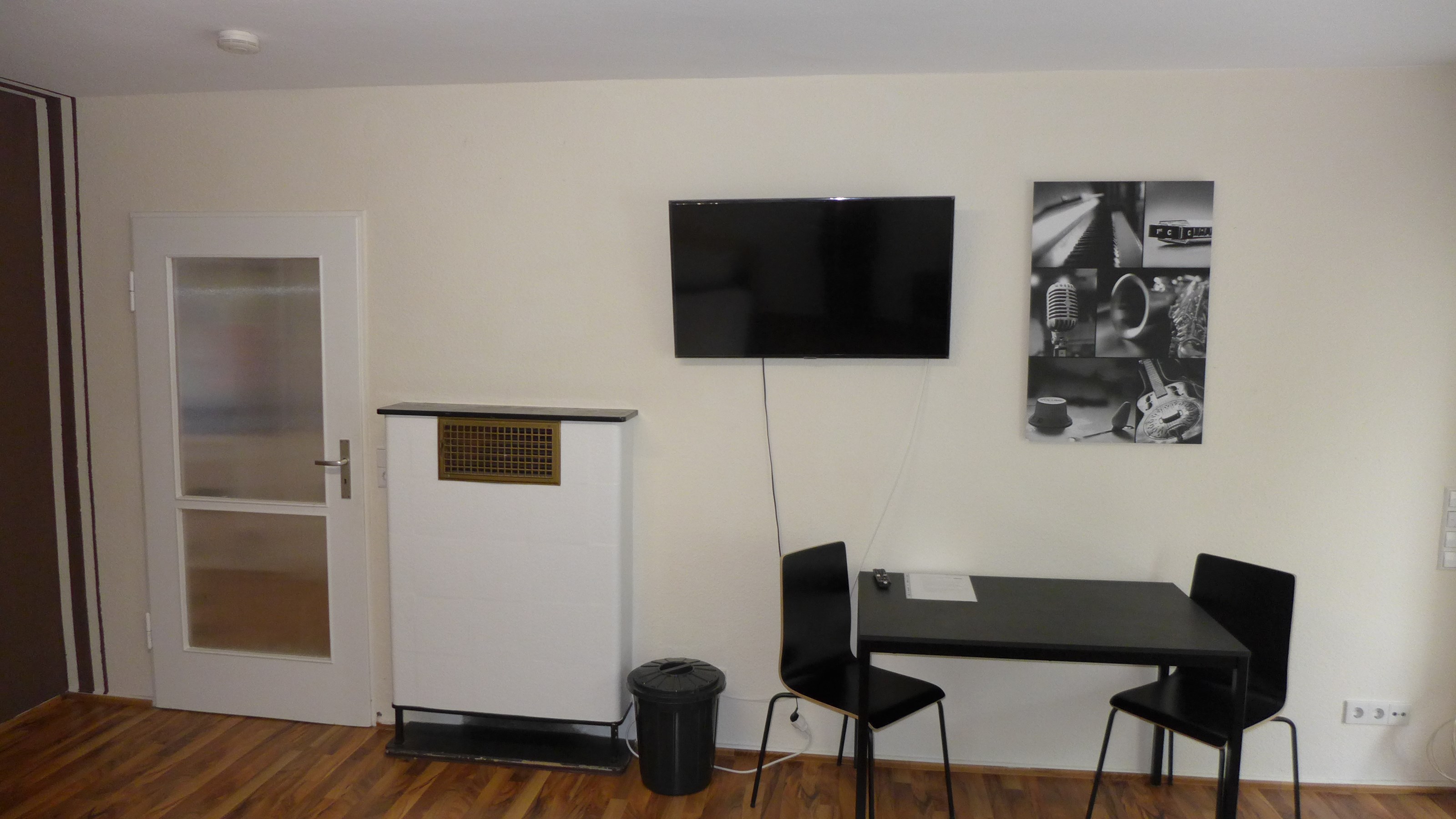 Monteurwohnung - PLZ 76149 (Deutschland) - Sitzgelegenheiten - 150 Betten - Häuser, Wohnungen, Karlsruhe, Wörth...