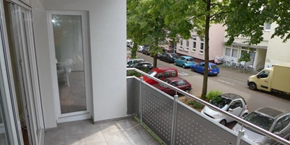 Monteurwohnung - Muggensturm Gaggenau - Blick vom überdachten Balkon 1 - 150 Betten - Häuser, Wohnungen, Karlsruhe, Wörth...