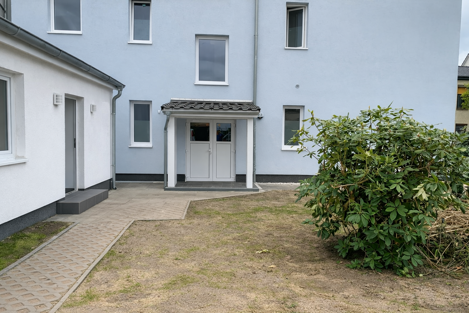 Monteurwohnung - Art der Unterkunft: Pension - Schleswig-Holstein - Hintereingang Eingangsbereich  - Selahattin Yildirim