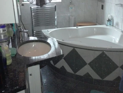 Monteurwohnung - PLZ 69469 (Deutschland) - Badezimmer OG - Hostel Berger