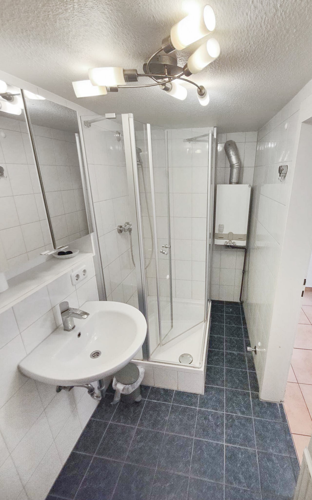 Monteurwohnung - PLZ 68163 (Deutschland) - Gölz Vermietung Monteurunterkunft Monteurzimmer Monteurwohnung