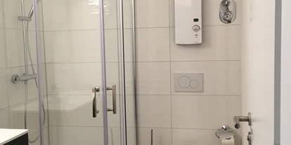 Monteurwohnung - Haßmersheim - Badezimmer - Monteurzimmer Heilbronn Südstrasse