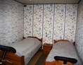 Monteurzimmer: Zweibettzimmer mit TV - Pension Heerderhof