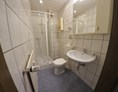Monteurzimmer: Badezimmer - Schöne Singlewohnung im Herzen von Elsey
