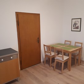 Monteurzimmer: Küche Esstisch - Schloß Holte Bahnhof