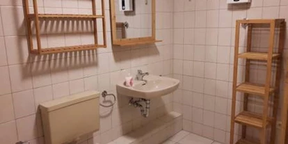 Monteurwohnung - Oberhausen (Oberhausen, Stadt) - Badezimmer - Ferienwohnung Alstaden
