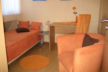 Monteurzimmer: Ferienhaus für bis zu 5 Personen