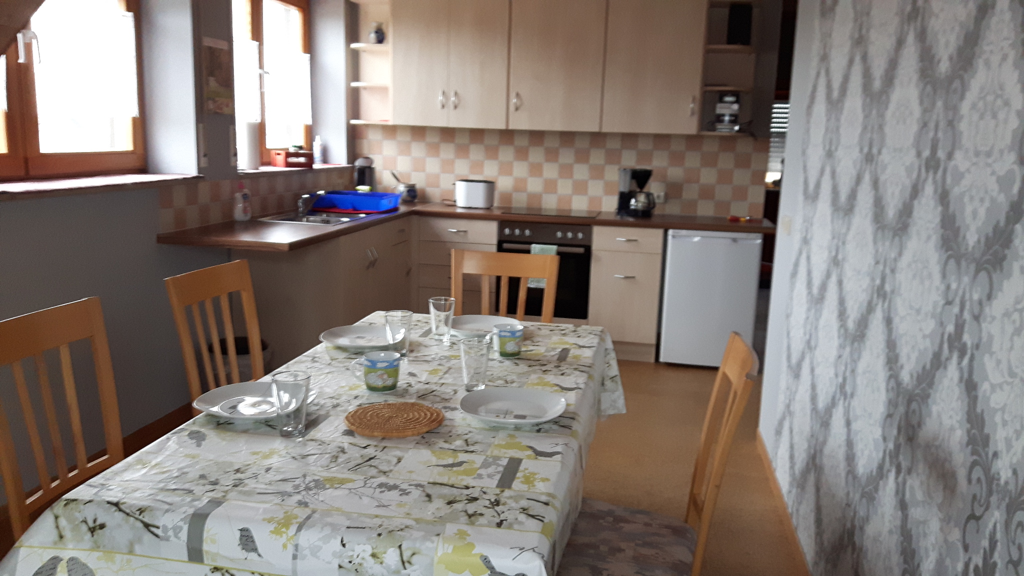 Monteurzimmer: Schlafplatz mit Wäscheservice