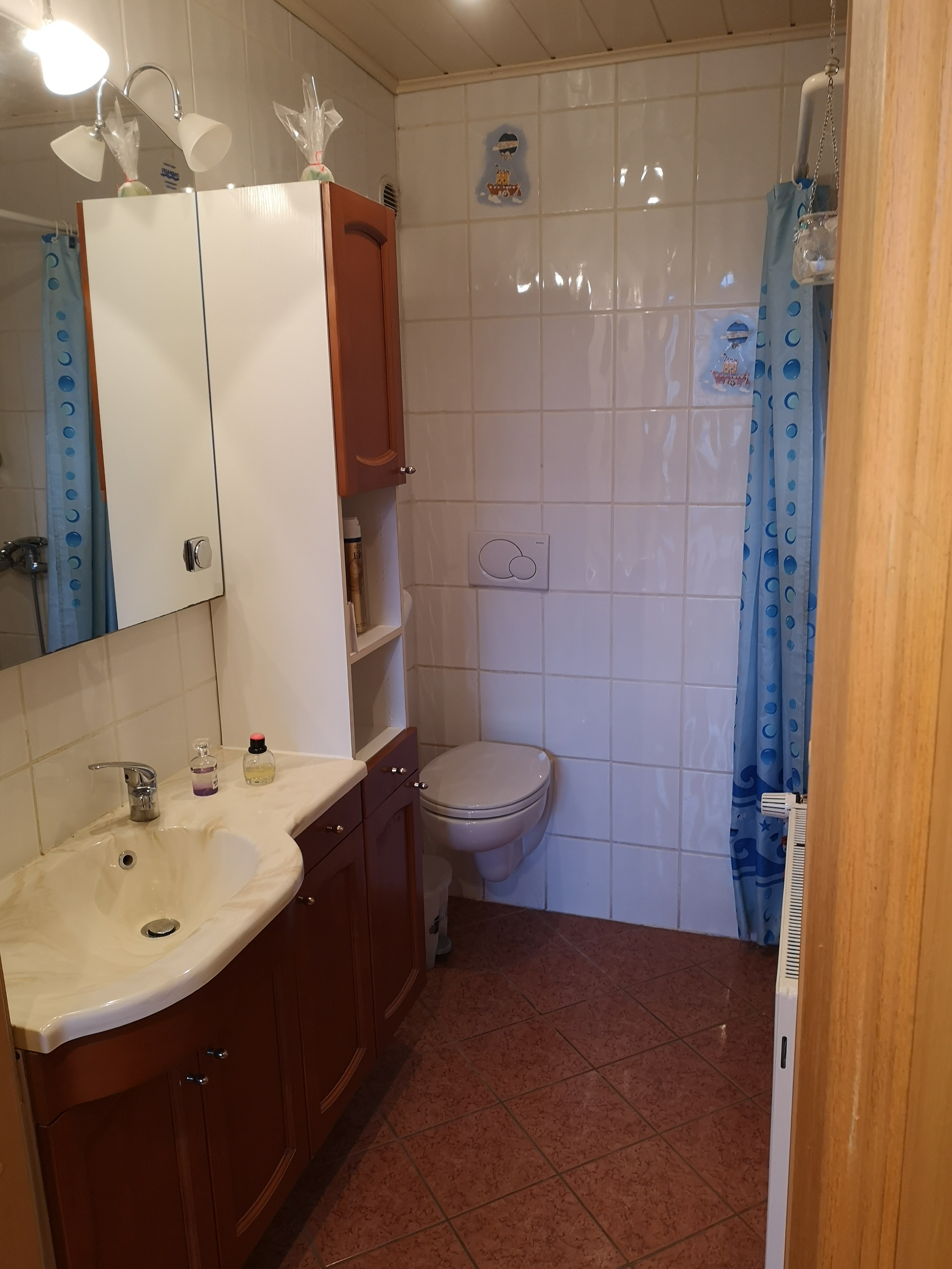 Monteurwohnung - PLZ 54675 (Deutschland) - Bad mit Dusche - Fam. Thiex