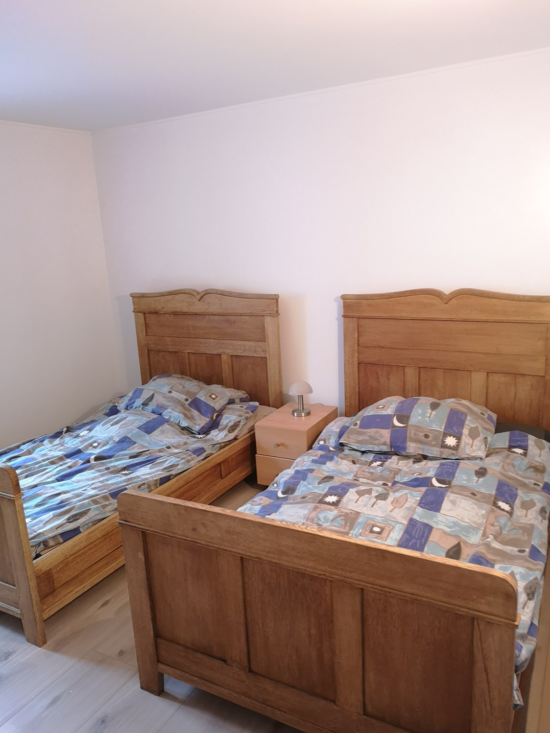 Monteurzimmer: Schlafzimmer mit 2 Einzelbetten - Fam. Thiex
