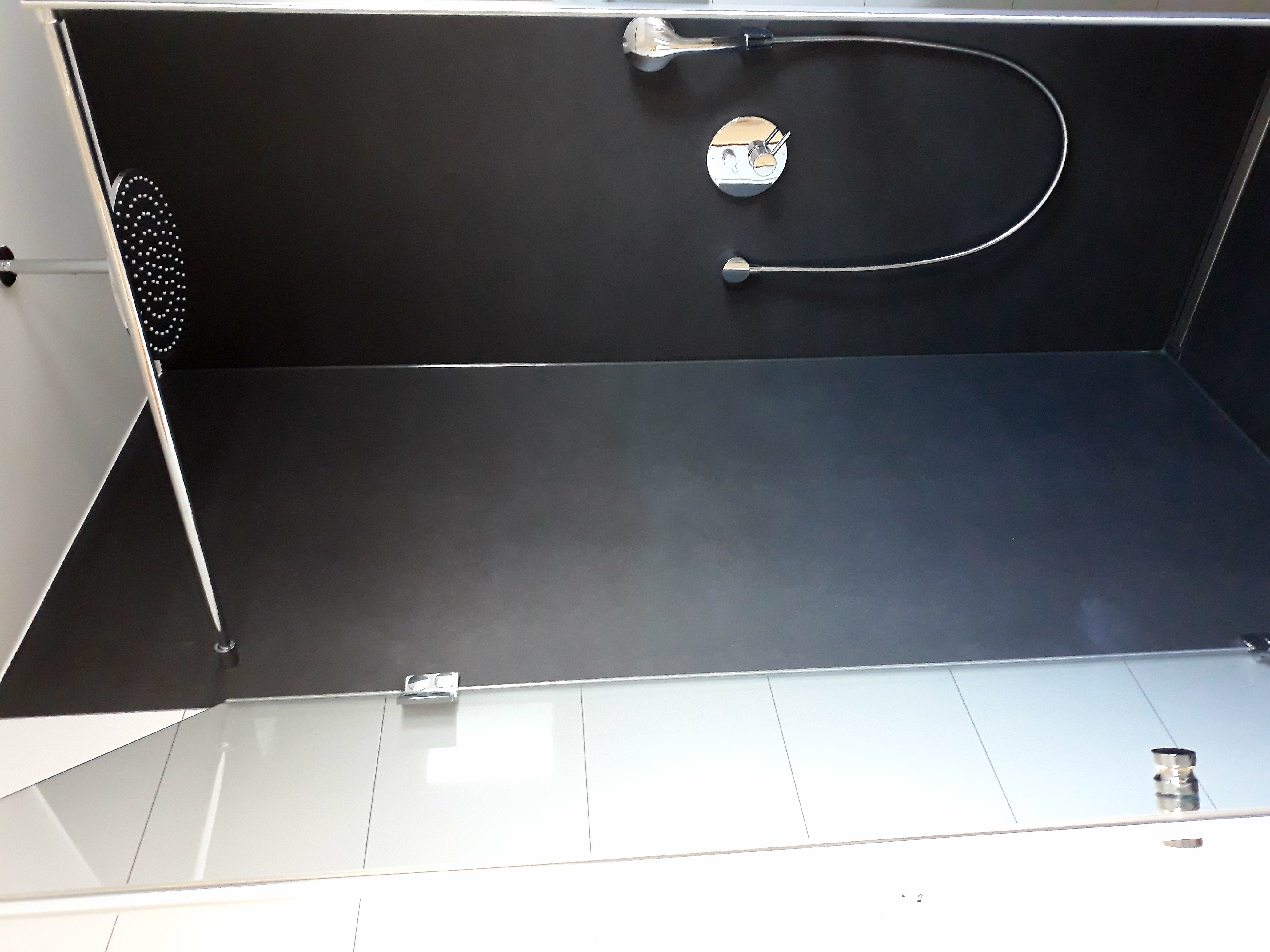 Monteurwohnung - Ludwigsburg Horkheim -  Badezimmer / Dusche  - Monteurzimmer am Spatzenberg