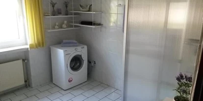 Monteurwohnung - Bettwäsche: Bettwäsche gegen Gebühr - Deutschland - Waschmaschine und Dusche - MonteursWohnung Spahnharrenstätte