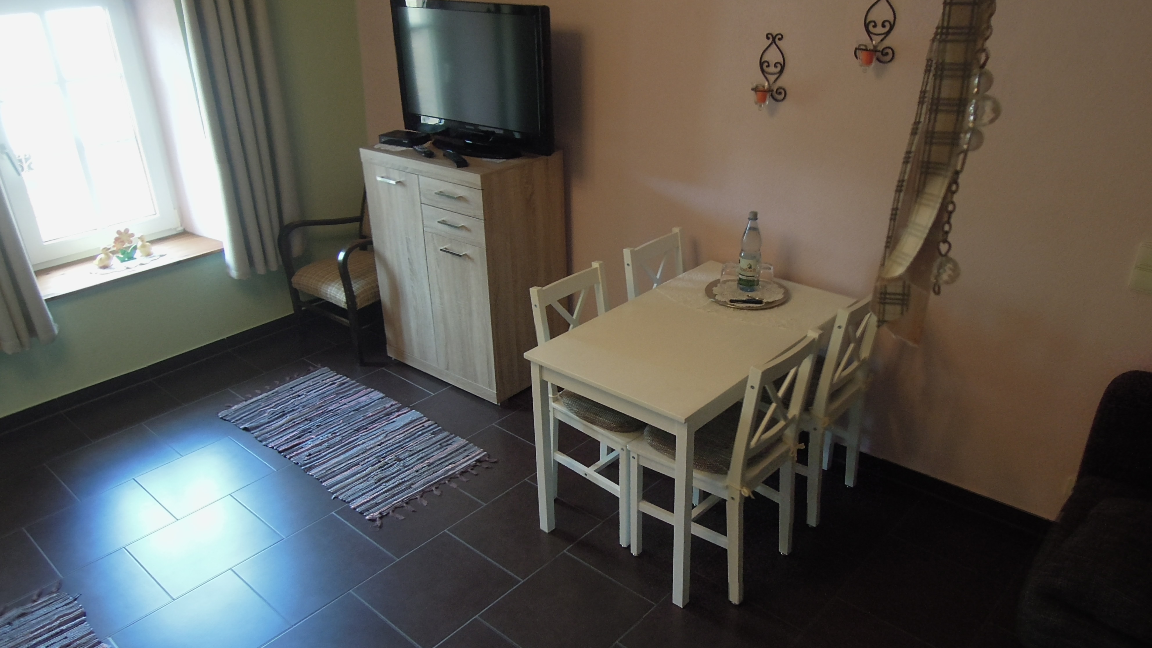 Monteurwohnung - PLZ 55593 (Deutschland) - Gästezimmer Frei-Laubersheim