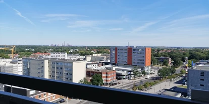 Monteurwohnung - Kühlschrank - Braunschweig - Mitten in der City von Salzgitter Lebenstedt! 1 ZW mit 2 Betten, Balkon, WLAN, Fernseher, Bad, Küche