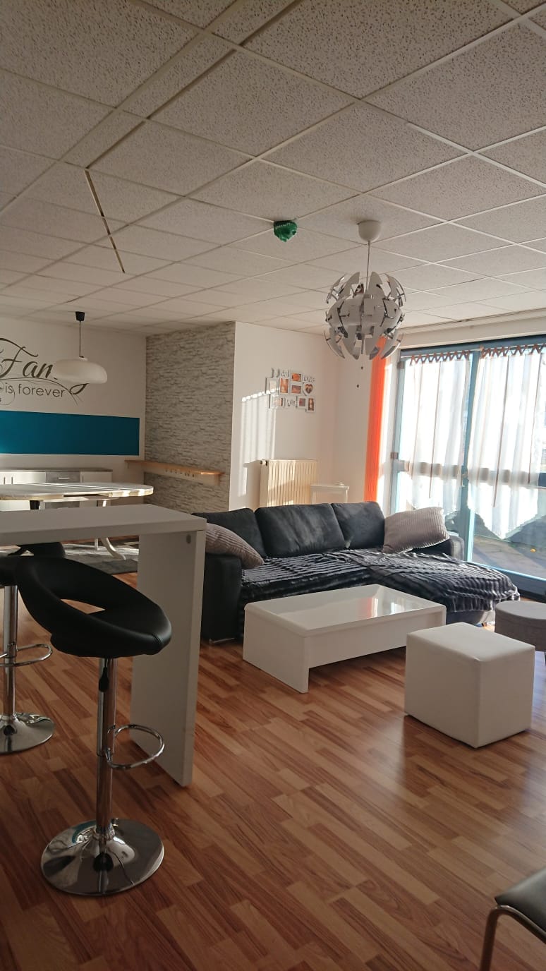 Monteurwohnung - Zimmertyp: Mehrbettzimmer - Hessen - Mega Monteurzimmer in Appartement mit 148 qm in Bleichenbach 38 km von Frankfurt am Main entfernt 