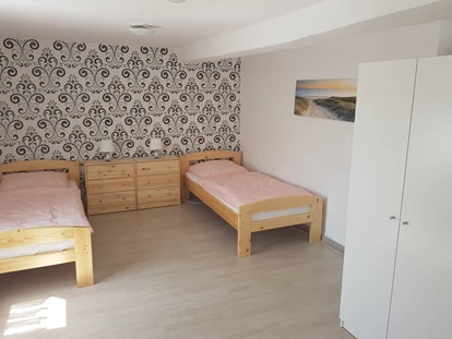 Monteurwohnung - Waschmaschine - Deutschland - Monteurzimmer Knüll Sonne bis zu 20 Personen, speak english and polish