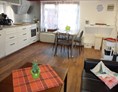 Monteurzimmer: Wohnbereich FW Asterix - Wohnung Asterix: 2 Schlafzimmer mit je 2 Einzelbetten; zwischen Merzig und Losheim