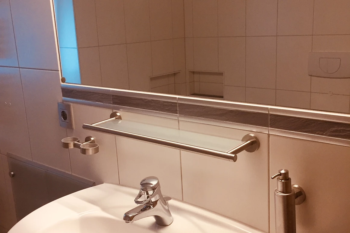Monteurzimmer: Bad Ansicht 3 - Ferienwohnung "Altstadtblick" - top Ausstattung